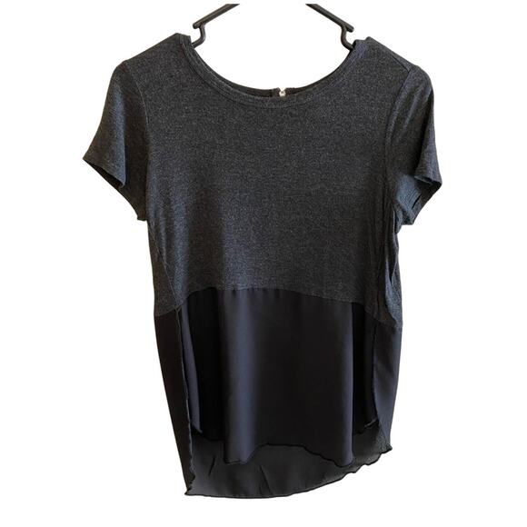 Daisy Fuentes Gray Black Cap Sleeve Round Neck Lightweight Blouse Size S - Picture 1 of 6